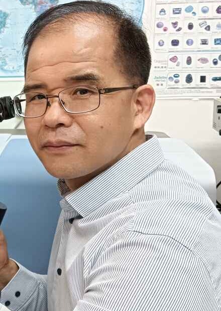 C. G. Zeng